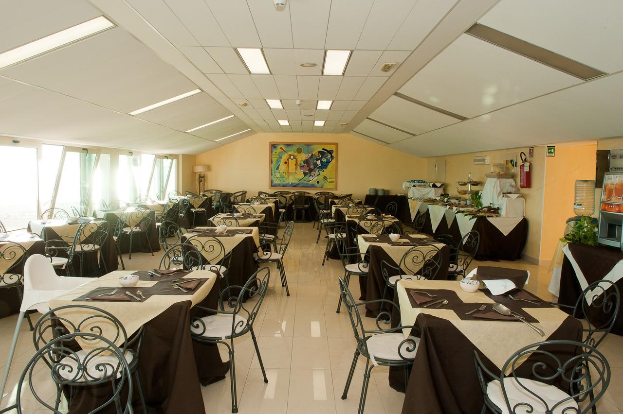 Hotel Borgo Marina Rodi Garganico Eksteriør billede